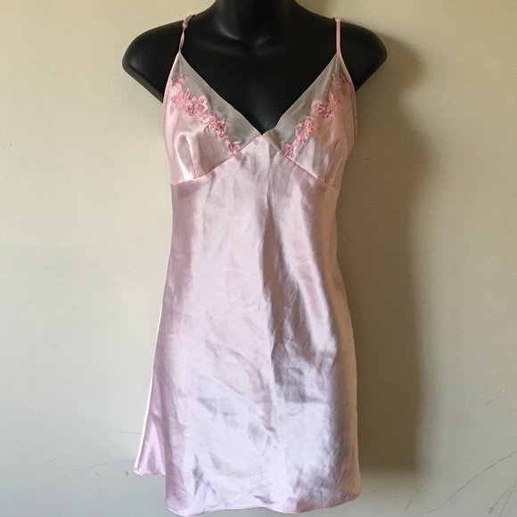 Frederick's of Hollywood Other - Fredrick’s of Hollywood Sexy in Pink Chemise